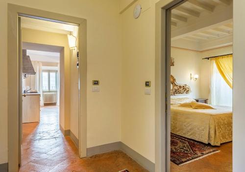 Apartment with Terrace image 10