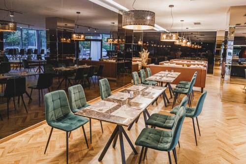 Restaurant, Hermanns Hotel & Spa Sibiu in Sibiu