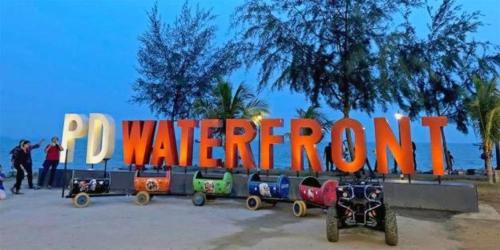 Marvel 838 homestay waterfront
