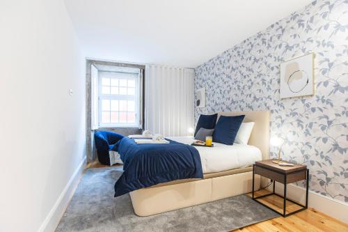 Elegant Downtown 1BR Flat w/ AC by LovelyStay, Porto