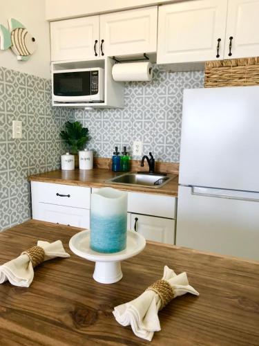 Beach Daze - Ocean front at Symphony Beach Club! in Ormond Beach, USA