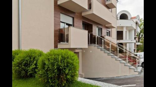 Modern 1 Bed Apartment, near shopping mall Stadion