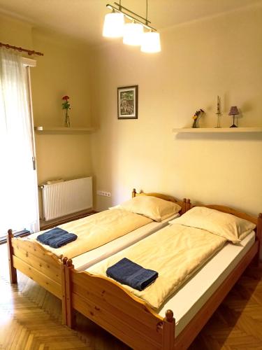 Opera Home Apartment - image 3