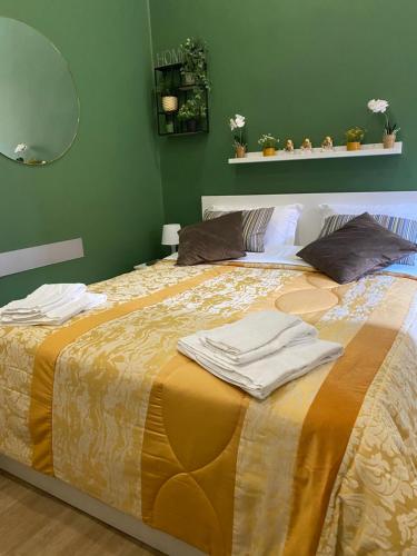 1 double bed