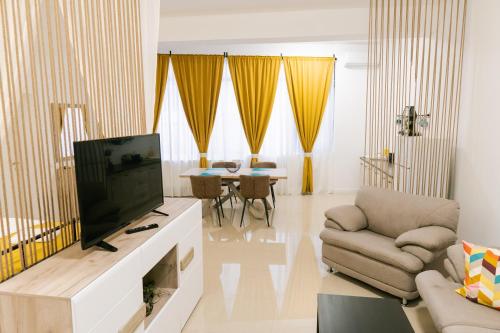 Chic Studio, Бухарест