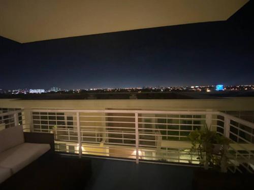 Palm Place: Heart of Miami W/Parking, Pool and Gym