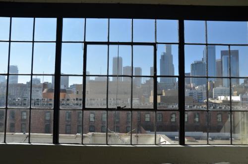 Los Angeles East 4th St Apartments 30 Day Stays