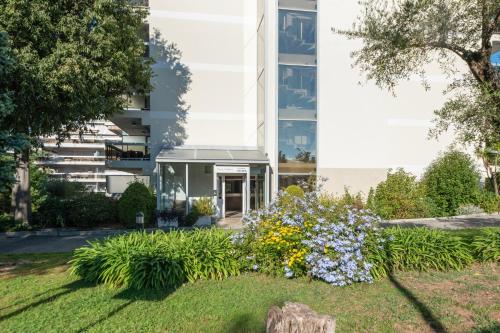 Exterior view, Residence Pierre & Vacances La Rostagne in Antibes