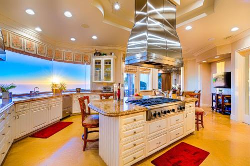 Seascape Estate in San Diego, USA