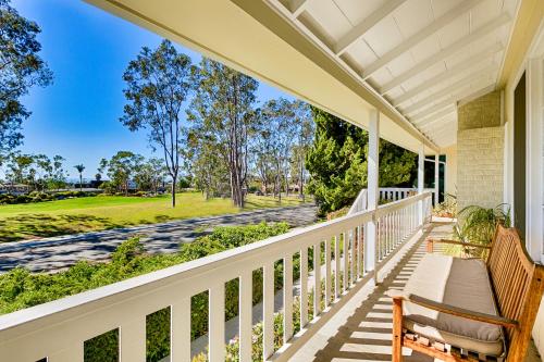 B&B Capistrano Beach - DP-343 - Dana Point Parkside Cottage - Bed and Breakfast Capistrano Beach