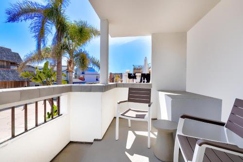 Mission Beach Delight I