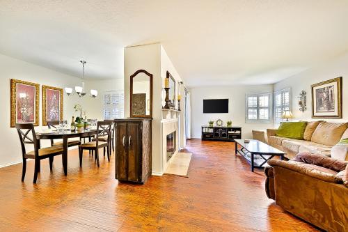 Ritz Point Condo in Dana Point, USA