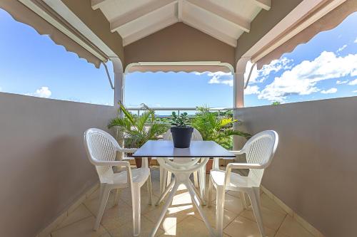 Balcony/terrace, Chez Gerty Et Jocelyn in Le Moule