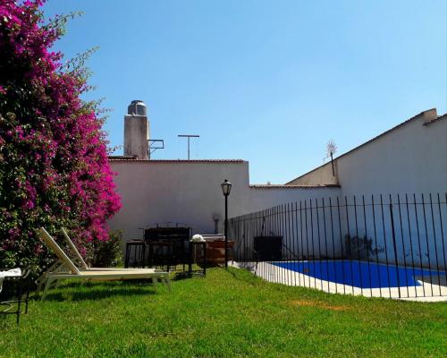 Garden, Tanino Guest House in Mendoza