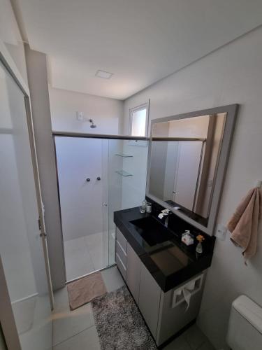 Apartamento Meia Praia excelente