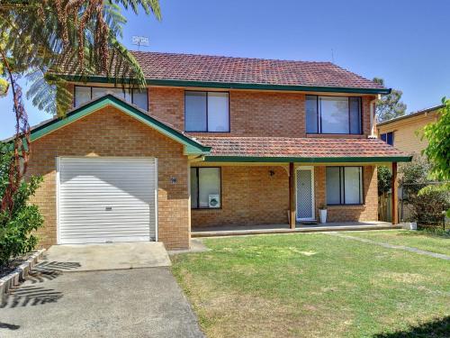 Eden by the Bay 98 Sandy Point Road, Corlette