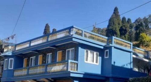 Lukla Homestay & Camping