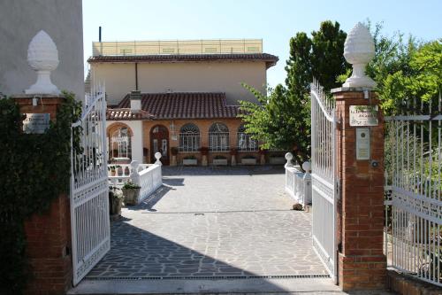 . Residenza Le Terrazze di Gualdo Rent Rooms