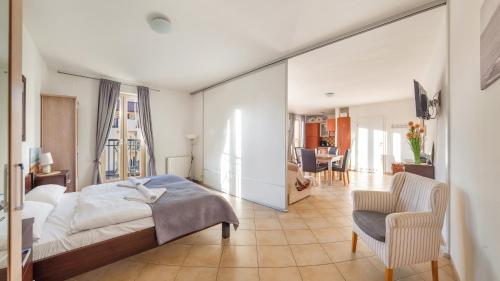 One-Bedroom Apartment - 14 Uzdrowiskowa Street room in Sun & Snow Promenada I