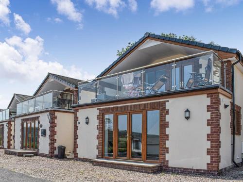Tree Top Lodge gîte à louer Dolton