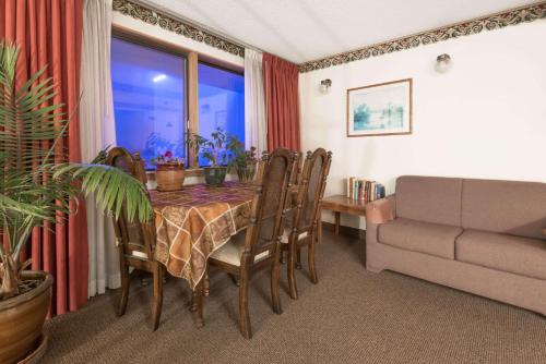 Super 8 by Wyndham Laramie Super 8 by Wyndham Laramie