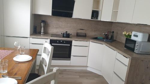 Boardingappartement Windeckblick, ruhige, zentrale Lage mit großem Südbalkon