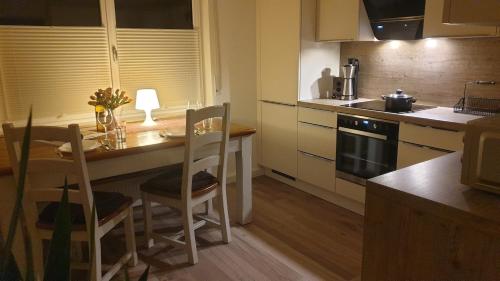 Boardingappartement Windeckblick, ruhige, zentrale Lage mit großem Südbalkon (Boardingappartement Windeckblick, ruhige, zentrale Lage mit großem Sudbalkon) in Buhl