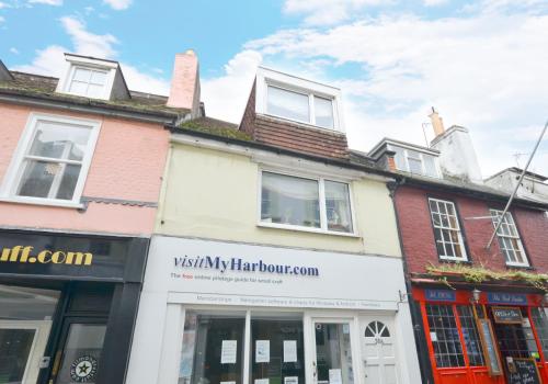 36A Cowes High Street - image 7