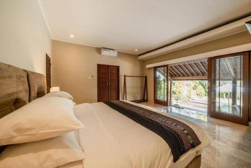 Villa Marcus 3 Bedroom private Pool near beach