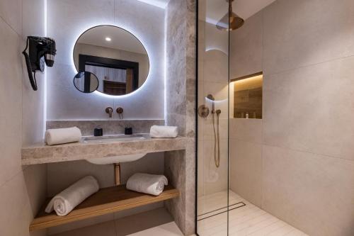 GOLDEN TULIP Lyon Ouest