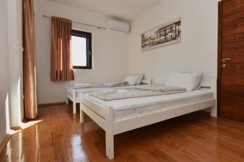Villa with Sea View image 5