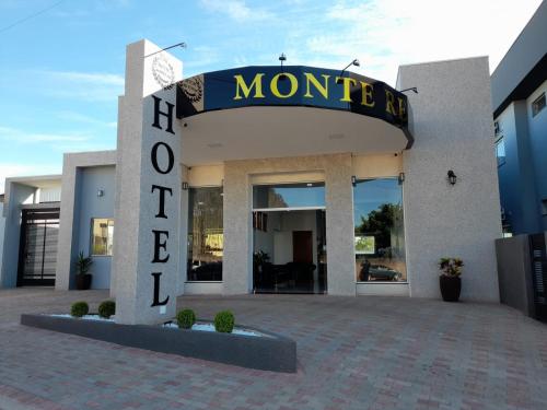 . Hotel Monte Rei Lucélia