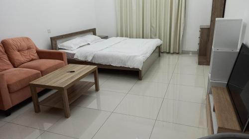 Cozy Rooms and Small Partitions for Men guests in Dubai, Dubai (photo 8)