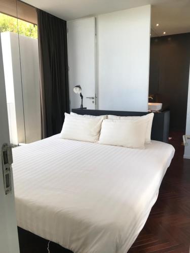 DEEPSPACE cabin on Quiet Beach, Ko Lanta
