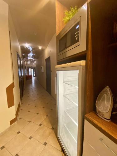 Cruise Hotel - image 9