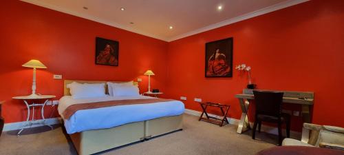 B&B Thornhill - Buccleuch and Queensberry Arms Hotel - Bed and Breakfast Thornhill