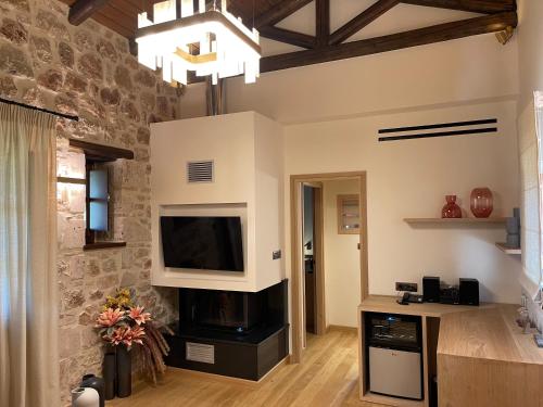 326205097 Mystras Grand Palace Resort & Spa