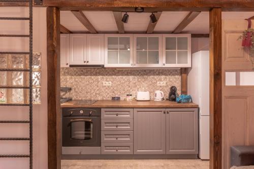 Hidden Gem in One-bedroom Central Apartment