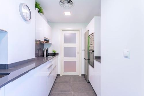 Pacifico Beach Apartment in Malaga by Solaga Holiday Homes, Málaga (photo 10)