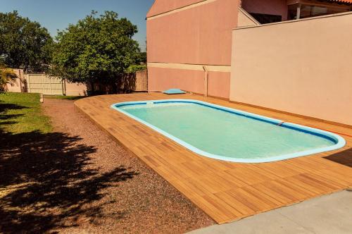 . Chale c piscina e churrasqueira em Sao Leopoldo-RS