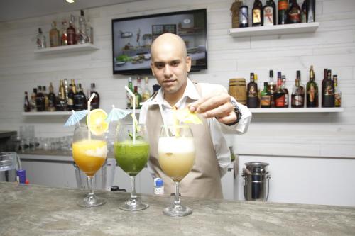 Restaurant, Hotel Colibri Suites in Margarita Island