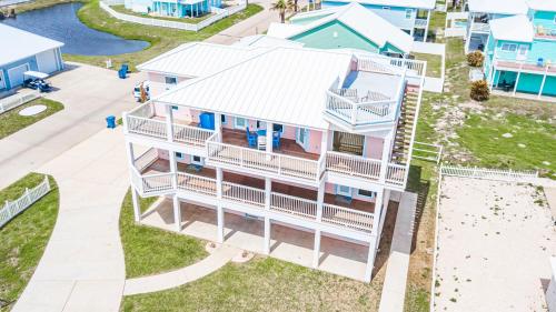 Beach Side Home Home - image 12