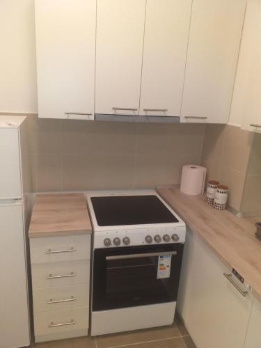 베오그라드 MoonZe Gate 4성급 싱글룸 레스토랑