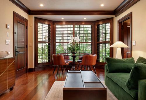 One-Bedroom Suite