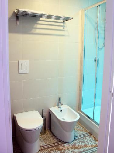 Deluxe Triple Room image 1
