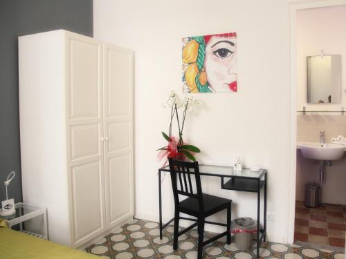 Deluxe Double Room image 1