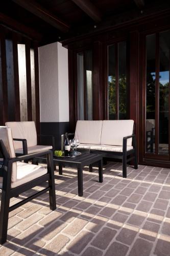 Balcony/terrace, HVT Comfort Apartments in Mezokovesd