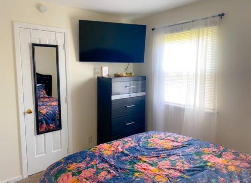 Cozy Two Bedroom Apartment in the City Center thumb 3