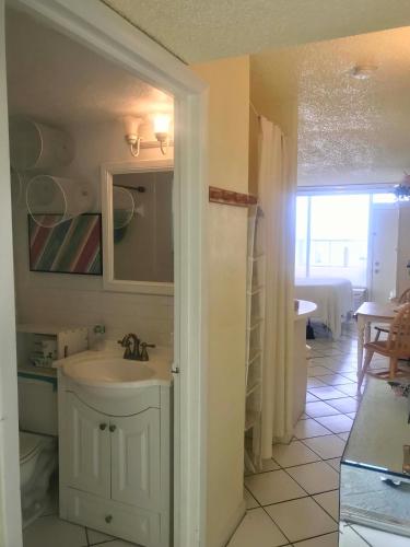Ocean Waves - Ocean Front at Symphony Beach Club!, Ormond Beach (photo 2)