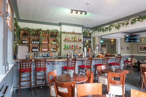 The Shurland Hotel - image 11